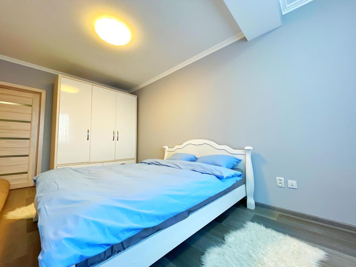 Luxury Central Flat Chisinau Ngoại thất bức ảnh