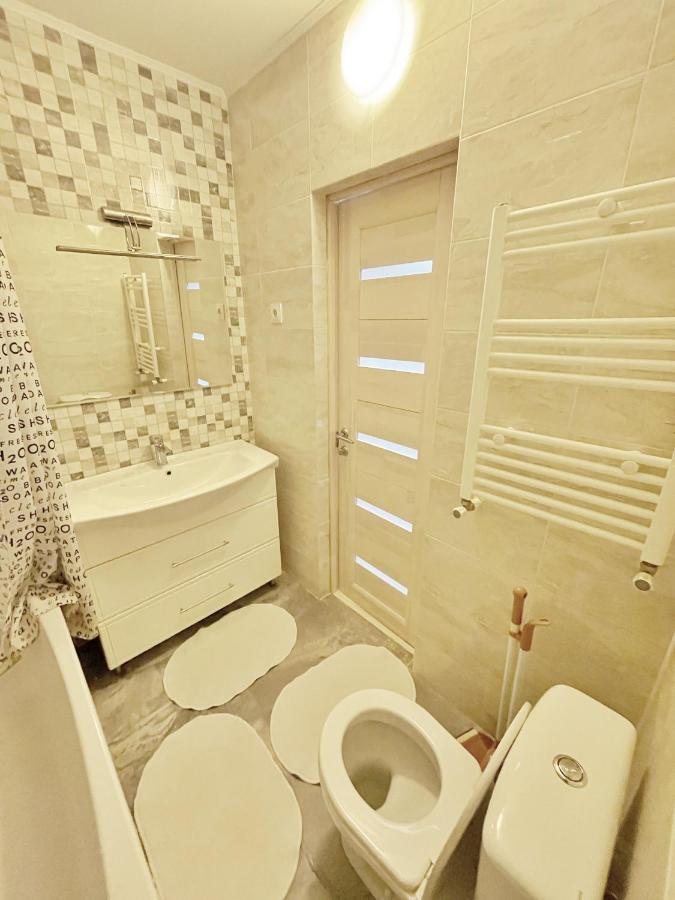 Luxury Central Flat Chisinau Ngoại thất bức ảnh
